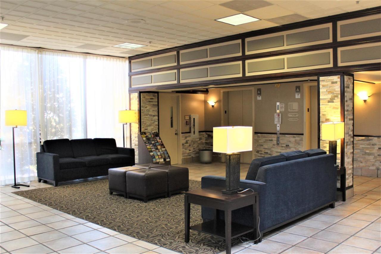 Comfort Inn University Center Fairfax Exterior photo